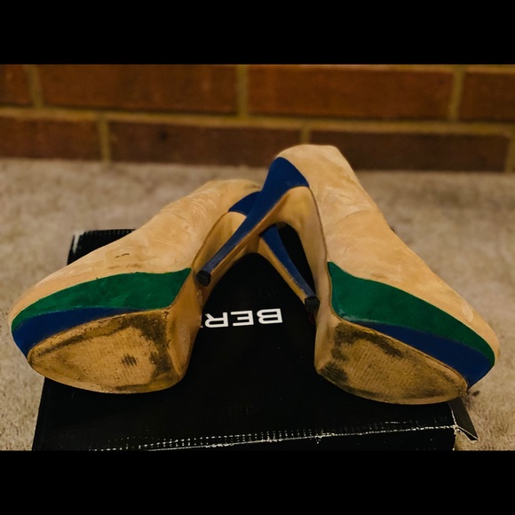 Cute Pumps - Picture 3 of 4